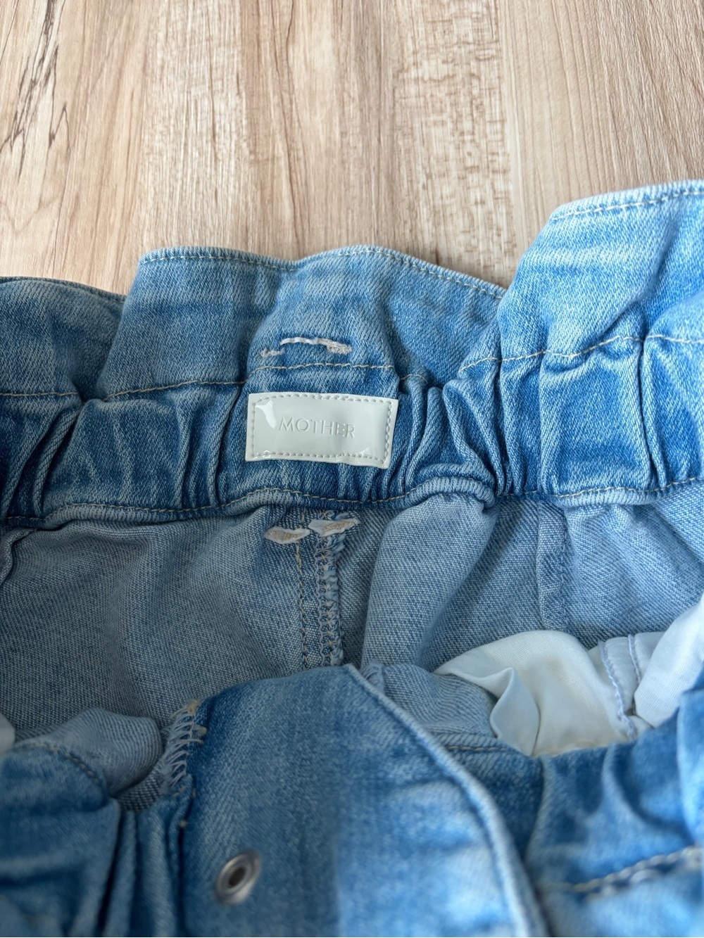 Mother Yo Yo Ruffle Greaser High Rise Jeans - Picture 5 of 10